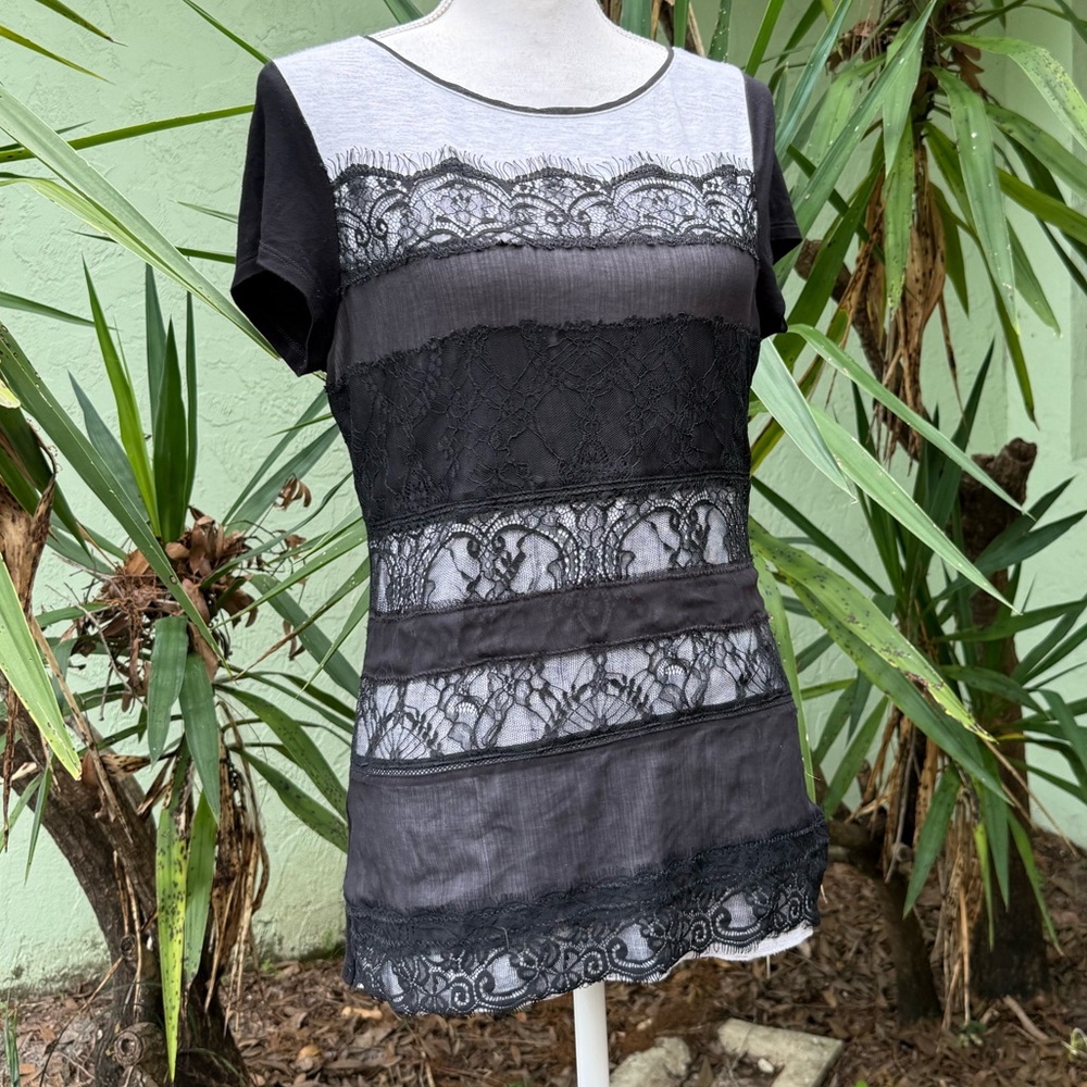 White Black Market Gray Lace Tshirt
